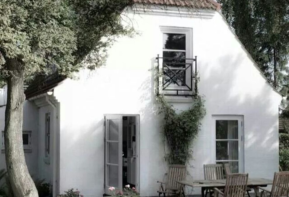 Beautiful french cottage garden design ideas 61