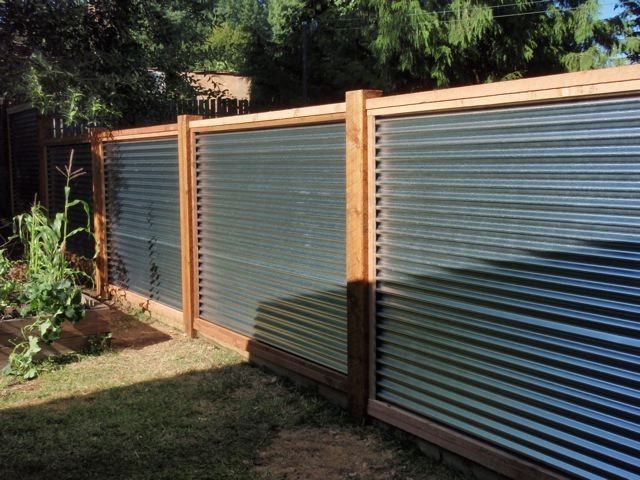 Popular privacy fence ideas 34