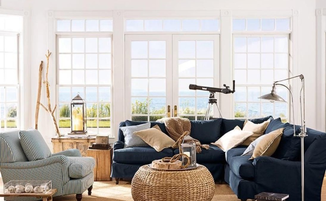 Stylish coastal living room decoration ideas 35