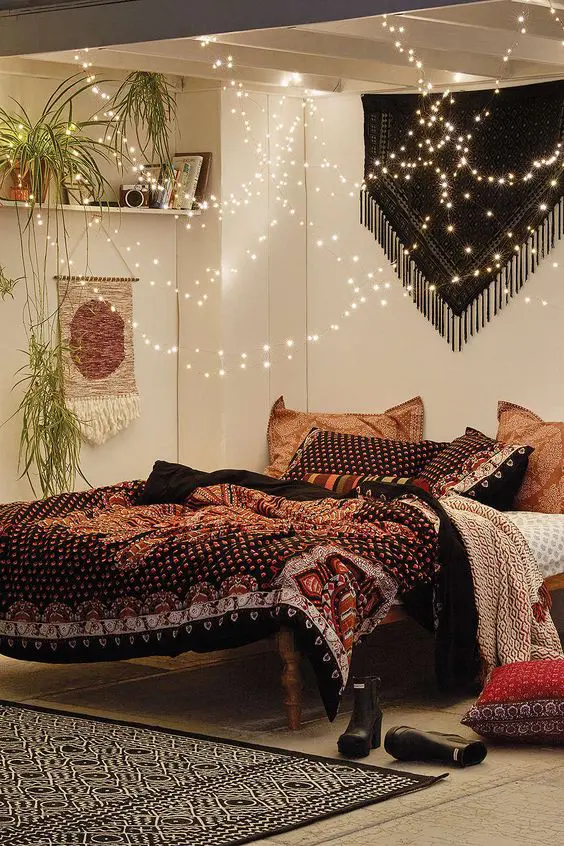 14-lots-of-string-lights-over-the-bedadd-a-magical-feel-to-this-boho-bedroom